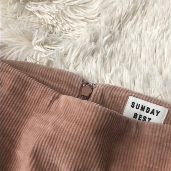 Aritzia Sunday Best Corduroy Skirt - Picture 4 of 4